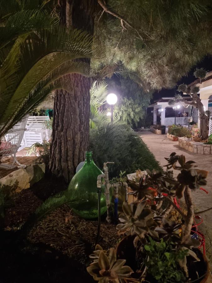 Bed and Breakfast Il Trulletto Impalata Exterior foto