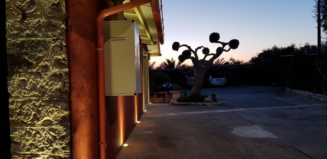 Bed and Breakfast Il Trulletto Impalata Exterior foto